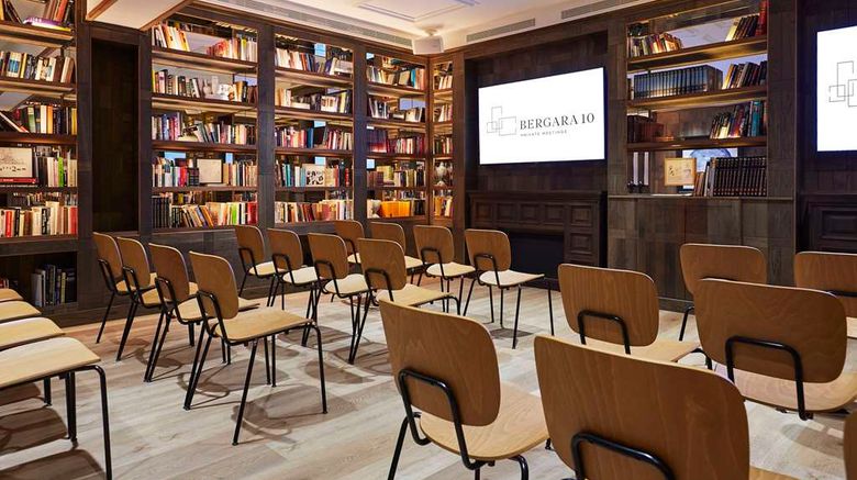 <b>Hotel Pulitzer Barcelona Meeting</b>. Images powered by <a href="https://iceportal.shijigroup.com/" title="IcePortal" target="_blank">IcePortal</a>.