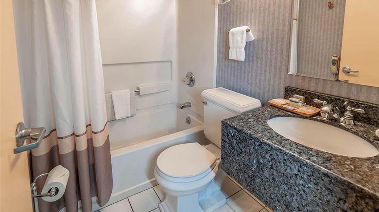 <b>The Oceanfront Inn Suite</b>. Images powered by <a href="https://iceportal.shijigroup.com/" title="IcePortal" target="_blank">IcePortal</a>.