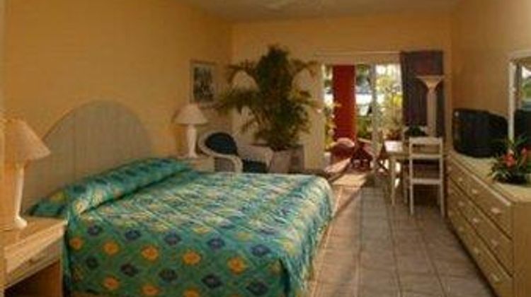 Pelican Bay at Lucaya Room