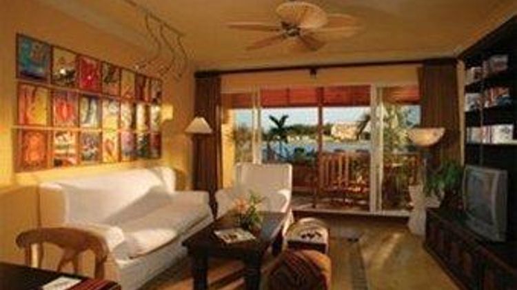 Pelican Bay at Lucaya Suite