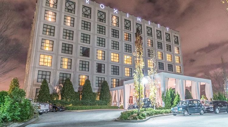 Proximity Hotel Exterior