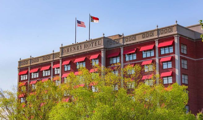 O.Henry Hotel Exterior