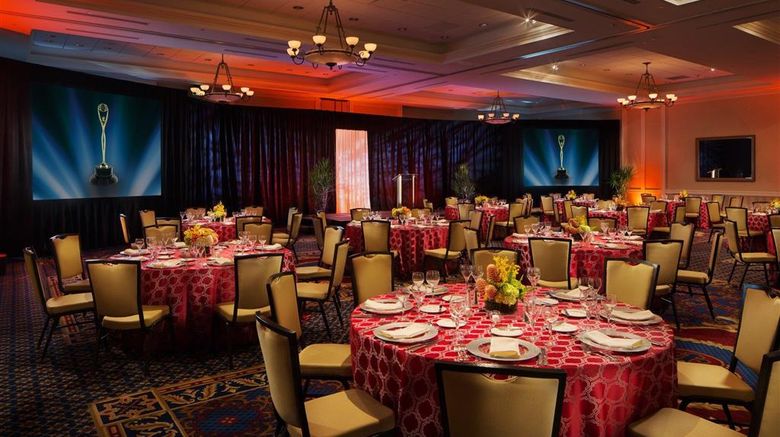 <b>Washington Duke Inn & Golf Club Ballroom</b>. Images powered by <a href="https://iceportal.shijigroup.com/" title="IcePortal" target="_blank">IcePortal</a>.
