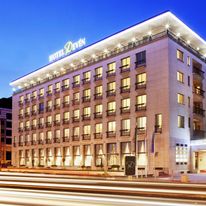 Hotel Devin