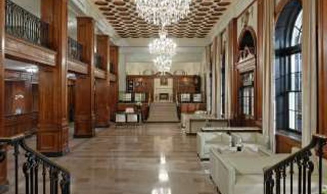 The Lord Nelson Hotel & Suites Lobby