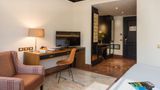 <b>H10 Tribeca Room</b>. Images powered by <a href="https://iceportal.shijigroup.com/" title="IcePortal" target="_blank">IcePortal</a>.