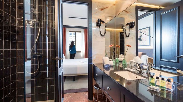 <b>H10 Tribeca Room</b>. Images powered by <a href="https://iceportal.shijigroup.com/" title="IcePortal" target="_blank">IcePortal</a>.