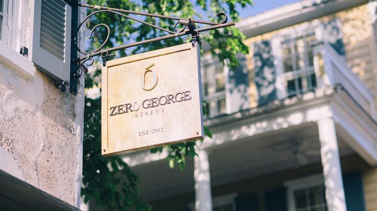 Zero George Street Exterior