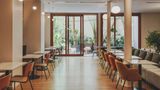 <b>Hotel Regina Restaurant</b>. Images powered by <a href="https://iceportal.shijigroup.com/" title="IcePortal" target="_blank">IcePortal</a>.