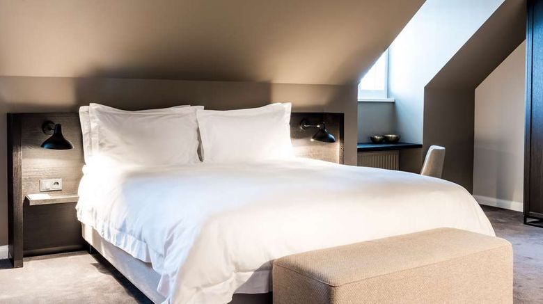 <b>Pillows Grand Hotel Ter Borch Suite</b>. Images powered by <a href="https://iceportal.shijigroup.com/" title="IcePortal" target="_blank">IcePortal</a>.