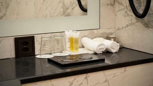 Nash Airport Hotel