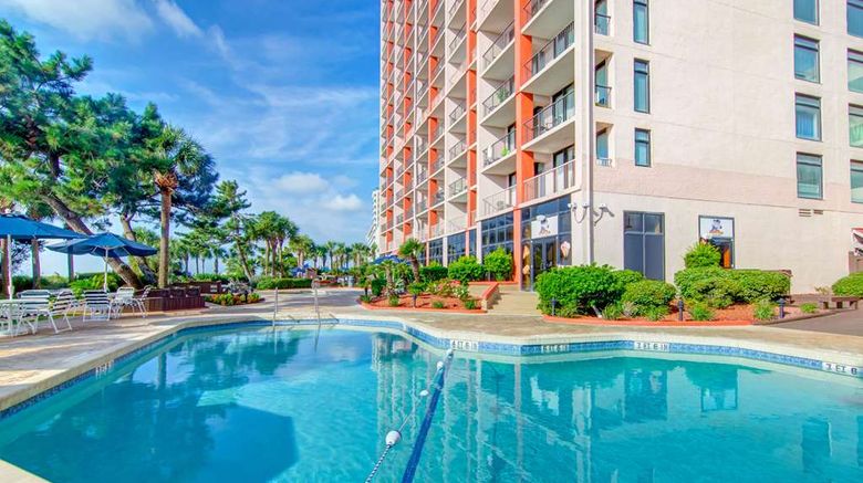 <b>Beach Colony Resort Pool</b>. Images powered by <a href="https://iceportal.shijigroup.com/" title="IcePortal" target="_blank">IcePortal</a>.