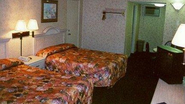 <b>Sea Dunes Oceanfront Inn Room</b>. Images powered by <a href="https://iceportal.shijigroup.com/" title="IcePortal" target="_blank">IcePortal</a>.