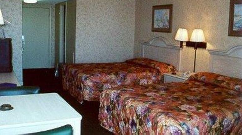 <b>Sea Dunes Oceanfront Inn Room</b>. Images powered by <a href="https://iceportal.shijigroup.com/" title="IcePortal" target="_blank">IcePortal</a>.