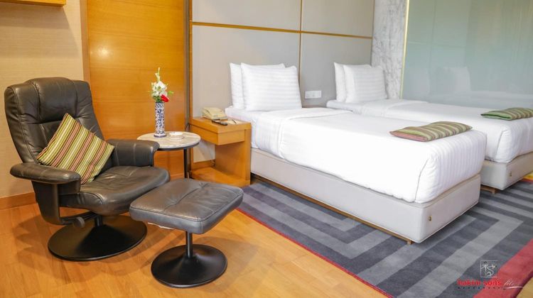 Avari Towers Karachi Room