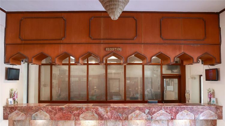 Beach Luxury Hotel Lobby