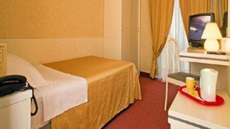 Hotel Bareta Room