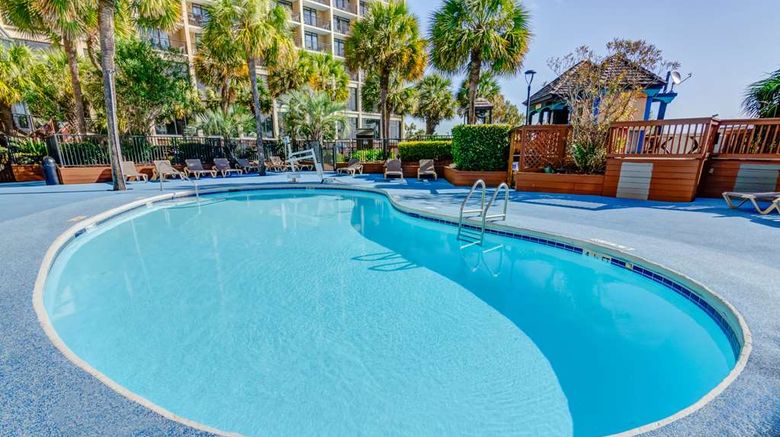 <b>Beach Cove Resort Pool</b>. Images powered by <a href="https://iceportal.shijigroup.com/" title="IcePortal" target="_blank">IcePortal</a>.