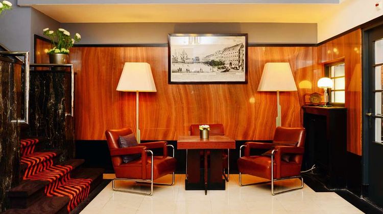 Amrath Hotel DuCasque Lobby