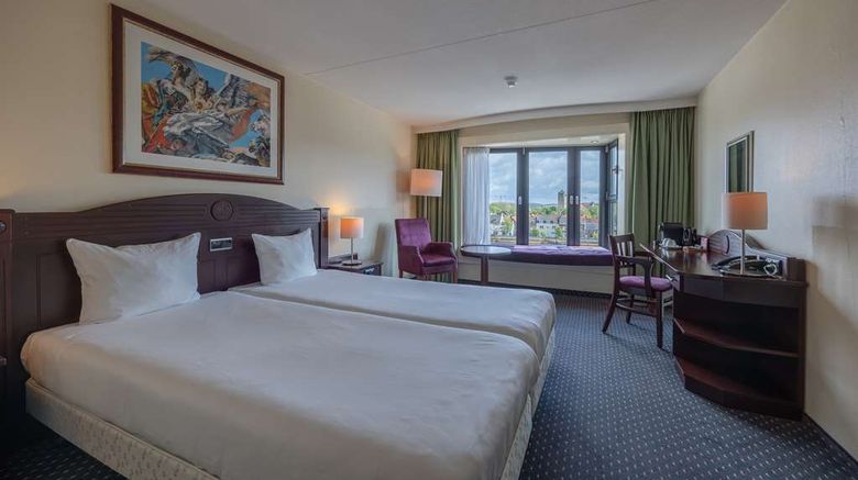 <b>Amrath Grand Hotel de l'Empereur Room</b>. Images powered by <a href="https://iceportal.shijigroup.com/" title="IcePortal" target="_blank">IcePortal</a>.