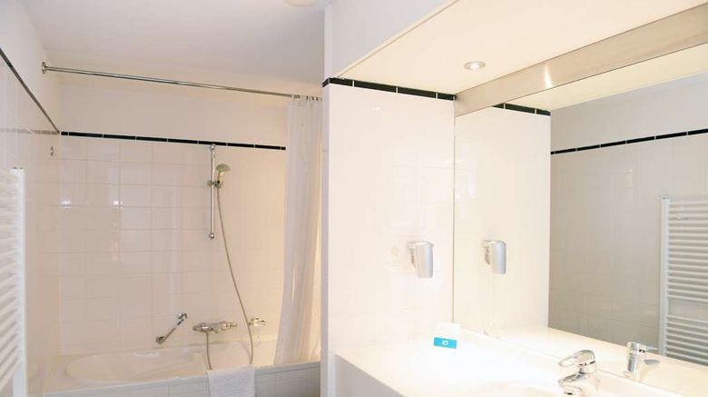 <b>Amrath Grand Hotel de l'Empereur Room</b>. Images powered by <a href="https://iceportal.shijigroup.com/" title="IcePortal" target="_blank">IcePortal</a>.