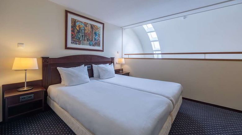 <b>Amrath Grand Hotel de l'Empereur Room</b>. Images powered by <a href="https://iceportal.shijigroup.com/" title="IcePortal" target="_blank">IcePortal</a>.