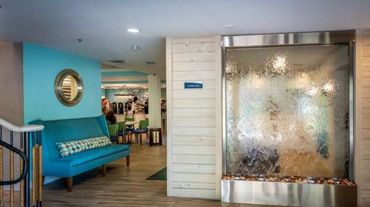 Palmera Inn and Suites Lobby