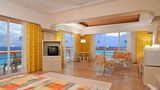 <b>El Cozumeleno Beach Resort Room</b>. Images powered by <a href="https://iceportal.shijigroup.com/" title="IcePortal" target="_blank">IcePortal</a>.