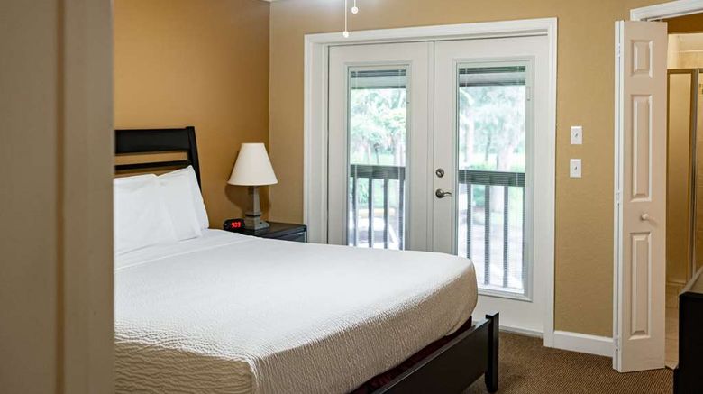 <b>Legacy Vacation Club Room</b>. Images powered by <a href="https://iceportal.shijigroup.com/" title="IcePortal" target="_blank">IcePortal</a>.