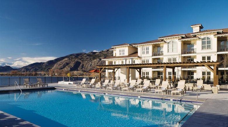 <b>Walnut Beach Resort Pool</b>. Images powered by <a href="https://iceportal.shijigroup.com/" title="IcePortal" target="_blank">IcePortal</a>.
