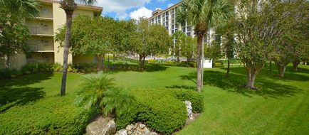 Rosen Inn Exterior