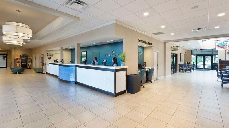 <b>Rosen Inn International Lobby</b>. Images powered by <a href="https://iceportal.shijigroup.com/" title="IcePortal" target="_blank">IcePortal</a>.