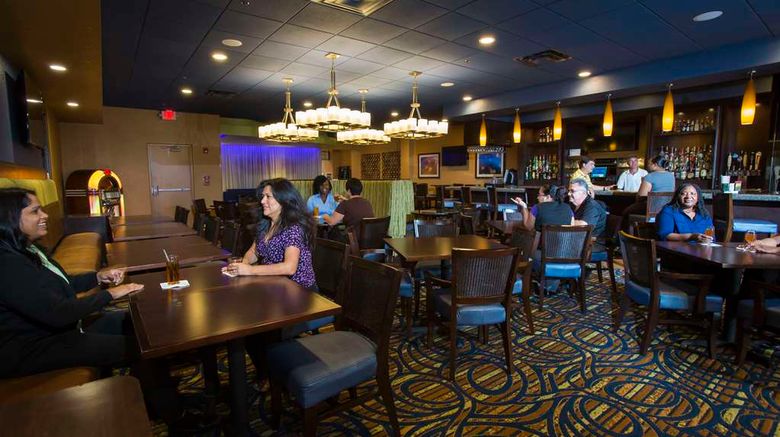 <b>Rosen Inn International Restaurant</b>. Images powered by <a href="https://iceportal.shijigroup.com/" title="IcePortal" target="_blank">IcePortal</a>.