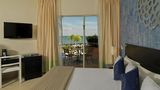 <b>Ocean Maya Royale Room</b>. Images powered by <a href="https://iceportal.shijigroup.com/" title="IcePortal" target="_blank">IcePortal</a>.