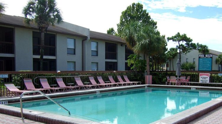 The Seasons Pool