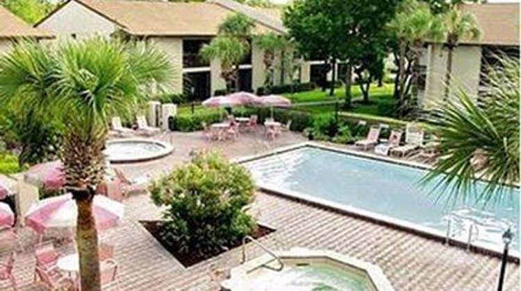 The Seasons Pool