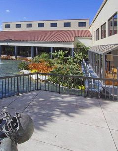 Shula's Hotel