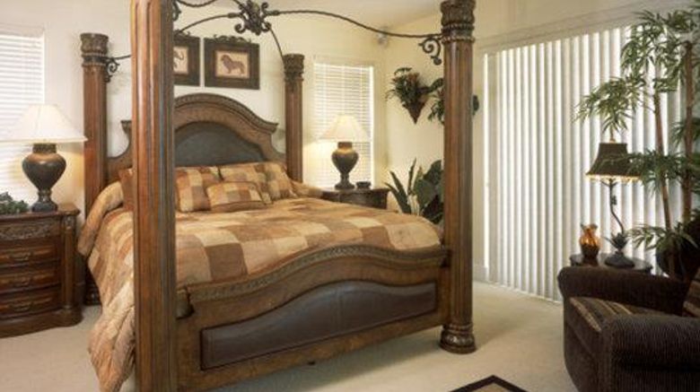 <b>Mariners Club Key Largo Room</b>. Images powered by <a href="https://iceportal.shijigroup.com/" title="IcePortal" target="_blank">IcePortal</a>.