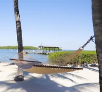 Coconut Palm Inn Exterior