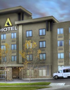 Acclaim Hotel Calgary Airport