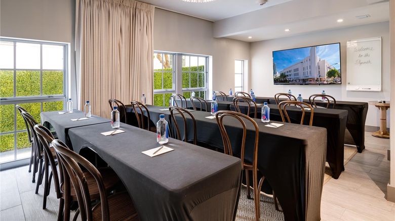 <b>South Beach Hotel Meeting</b>. Images powered by <a href="https://iceportal.shijigroup.com/" title="IcePortal" target="_blank">IcePortal</a>.