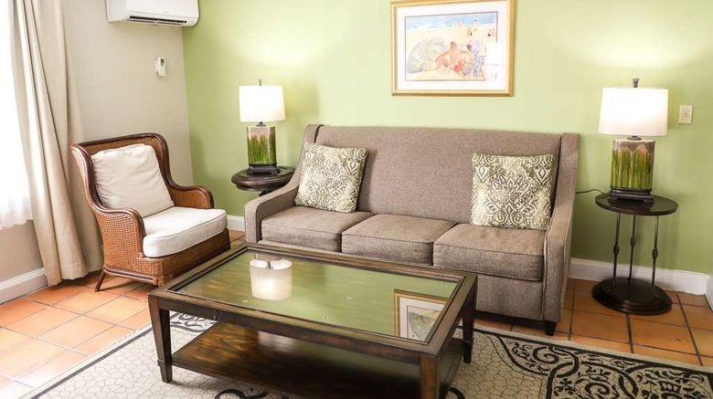 <b>Riverside Hotel Suite</b>. Images powered by <a href="https://iceportal.shijigroup.com/" title="IcePortal" target="_blank">IcePortal</a>.