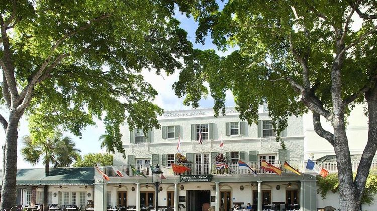 Riverside Hotel Exterior