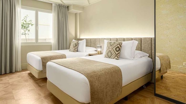 <b>Room Mate Hotel Leo Room</b>. Images powered by <a href="https://iceportal.shijigroup.com/" title="IcePortal" target="_blank">IcePortal</a>.
