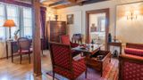 Golden Well Hotel Suite