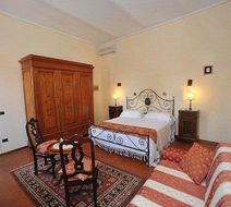 Villa Dei Fiori Charme And Relax Room