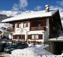 Hotel Santa San Exterior