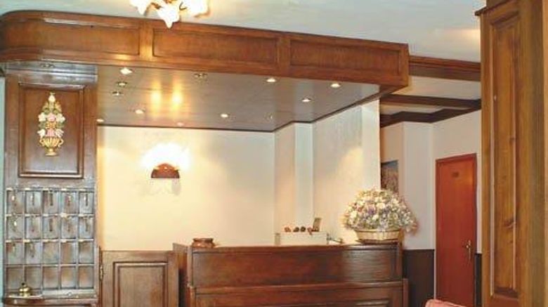 <b>Hotel Santa San Lobby</b>. Images powered by <a href="https://iceportal.shijigroup.com/" title="IcePortal" target="_blank">IcePortal</a>.