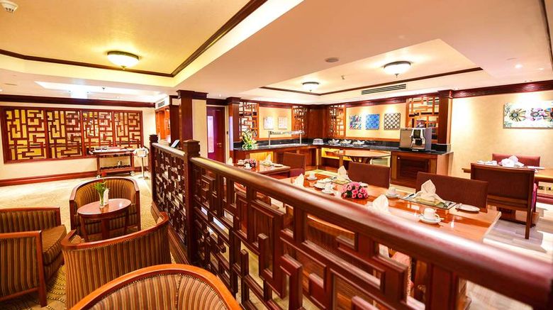 <b>Kampala Serena Hotel Restaurant</b>. Images powered by <a href="https://iceportal.shijigroup.com/" title="IcePortal" target="_blank">IcePortal</a>.
