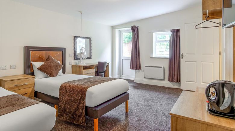 <b>Britannia Russ Hill Hotel Gatwick Room</b>. Images powered by <a href="https://iceportal.shijigroup.com/" title="IcePortal" target="_blank">IcePortal</a>.